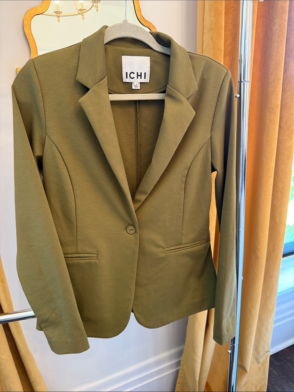 Women’s Polished Olive Green Single-Button Blazer